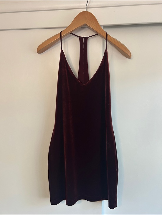 Kimchi Blue Dresses & Skirts - Velvet Button-Down Back Mini Dress in Deep Plum (M)